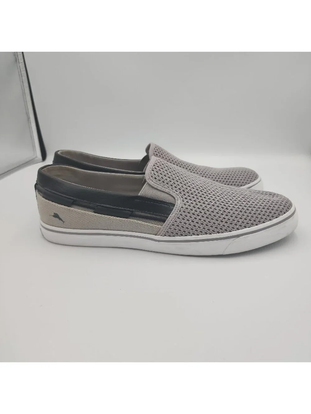 Tommy Bahama Beach Slip On Leather Deck Boat Shoes US Sz 10 D Mens Gray